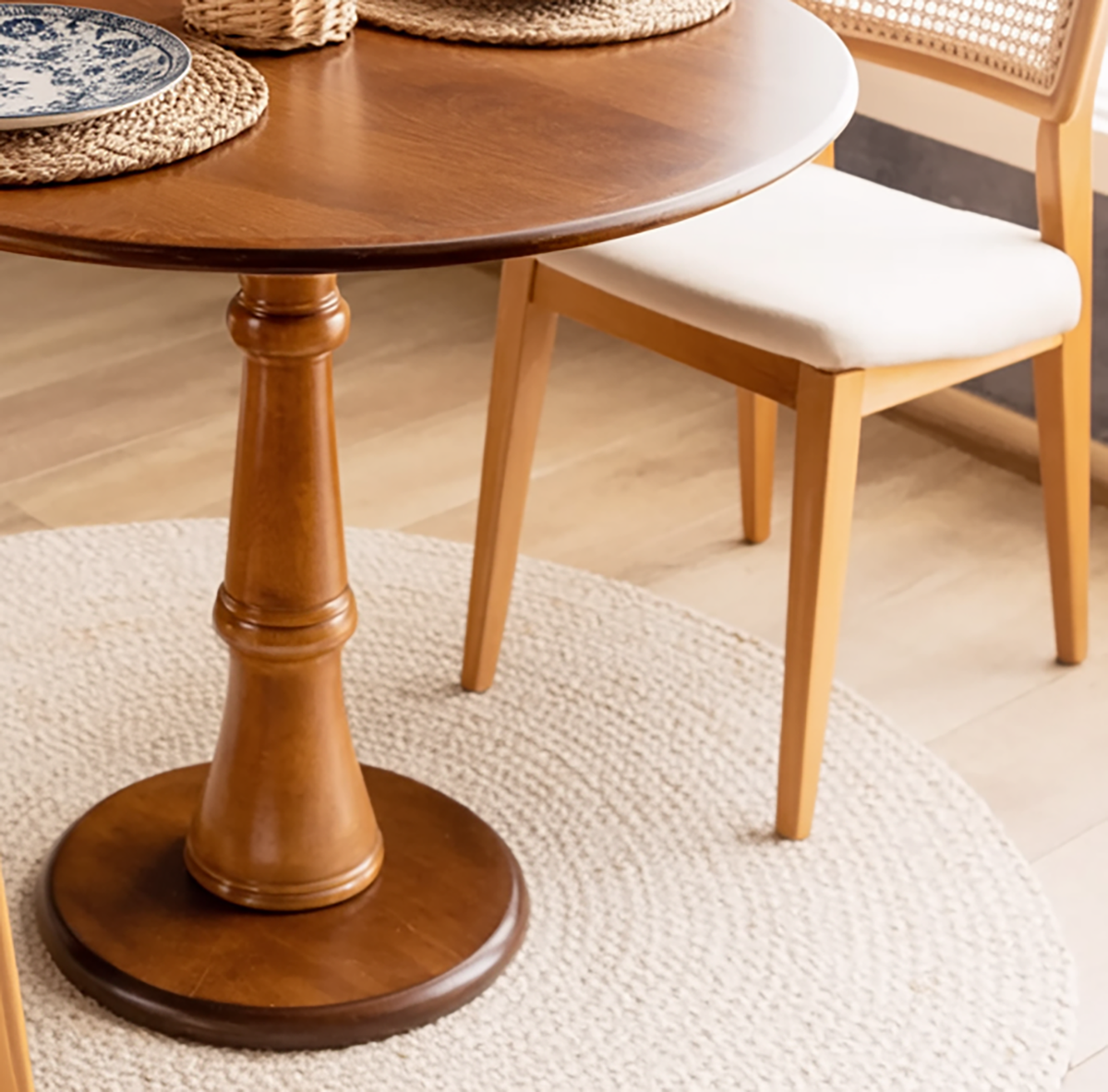 Massief houten familie-eettafel voor keuken of eetkamer