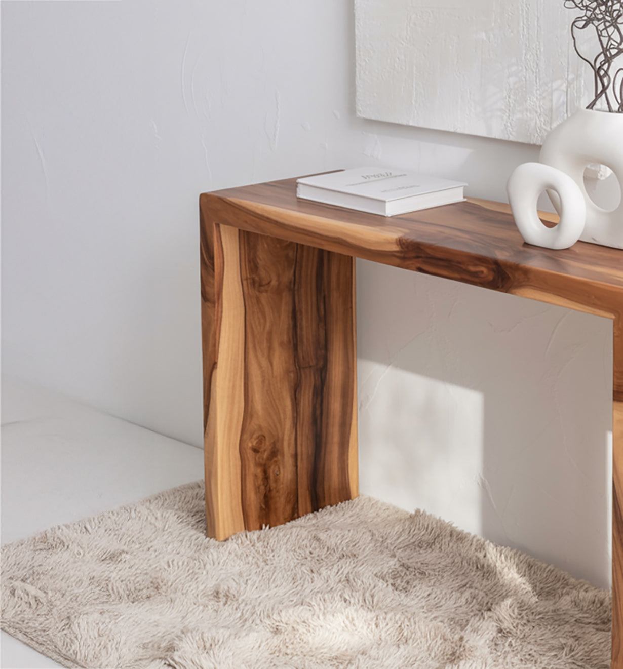 Ambachtelijke Console van Natuurlijk Hout – Moderne Organische Haltafel