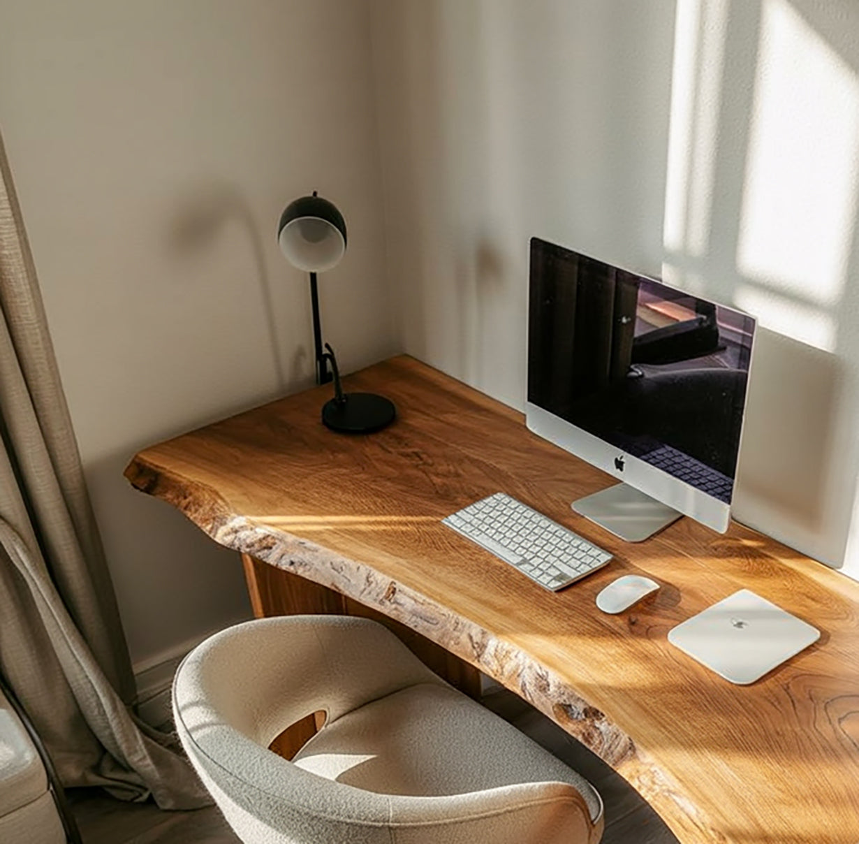 Rustiek Live Edge Schrijfbureau van Massief Hout – Perfect voor Thuiswerkplek of Leeshoek