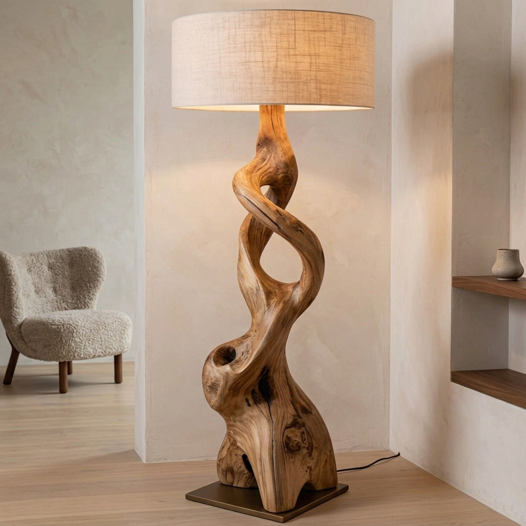 Moderne sculpturale vloerlamp van natuurlijk massief hout