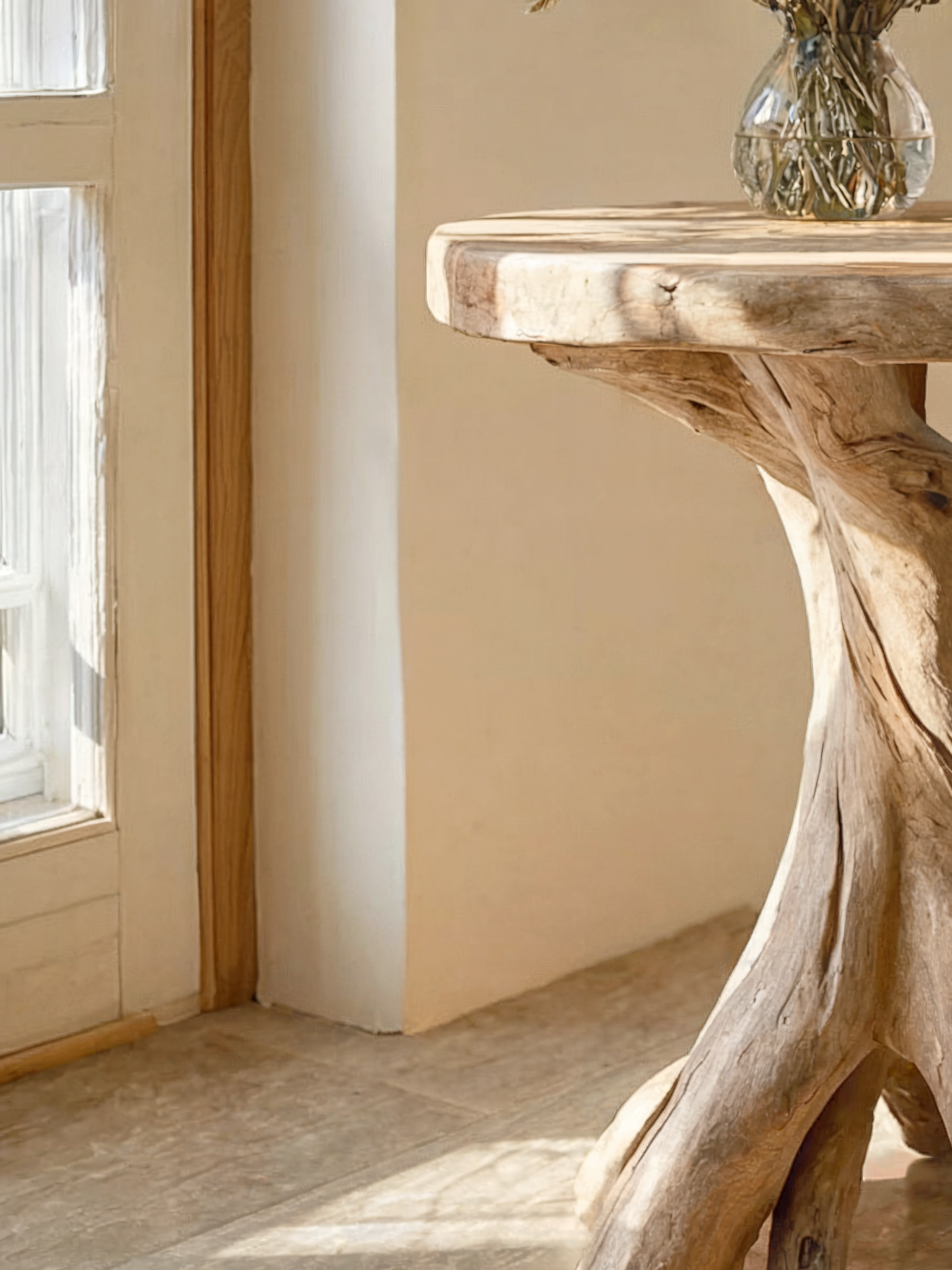 Live Edge End Table – Handcrafted Round Solid Wood Table, Rustic Handmade Accent