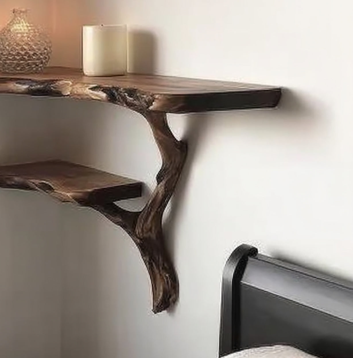 Zwevende Boomvormige Wandplank van Massief Hout – Decoratieve Boekenplank