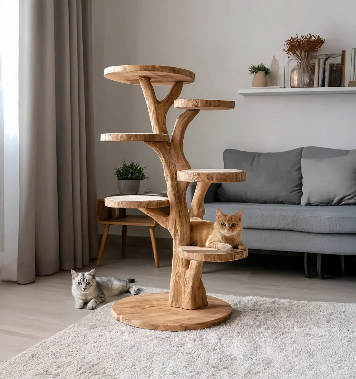 Handgemaakte massief houten kattentoren vervaardigd uit natuurlijk hardhout