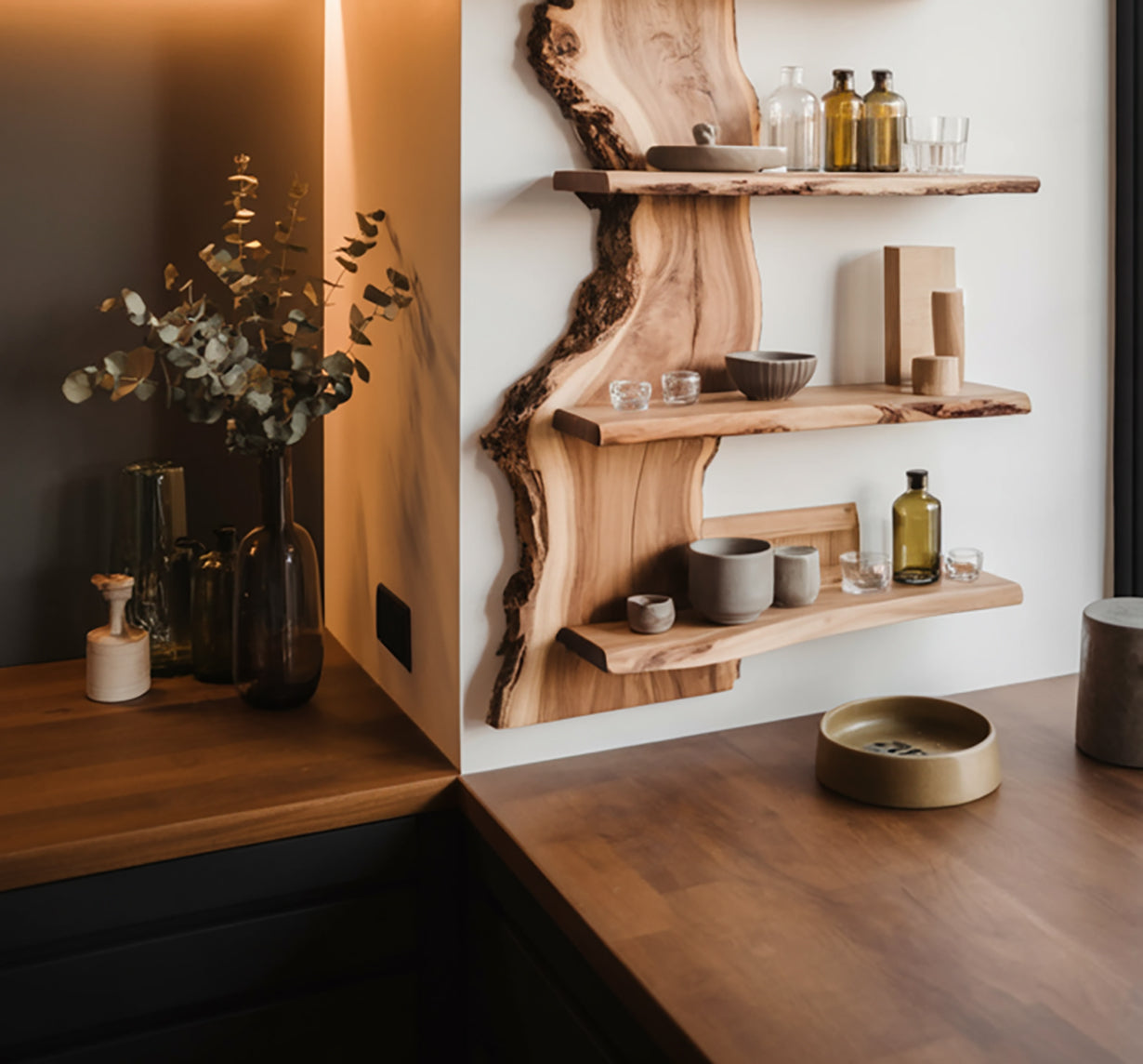 Moderne Live Edge Zwevende Keukenplank – Massief Houten Wandplank